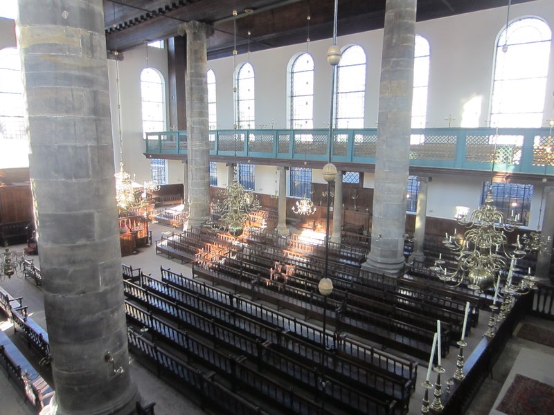 inside Potugese synagogue