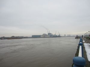Looking up the Thames