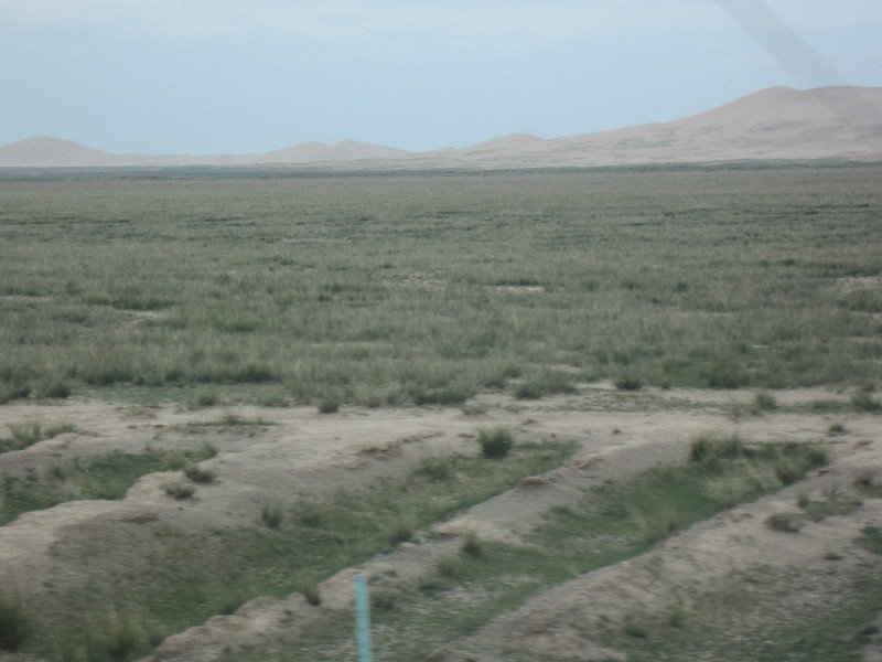 Train from Golmud to Xining (19)