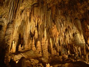 Caves, Virginia