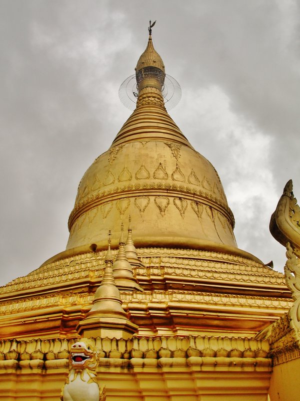 Yangon stupa