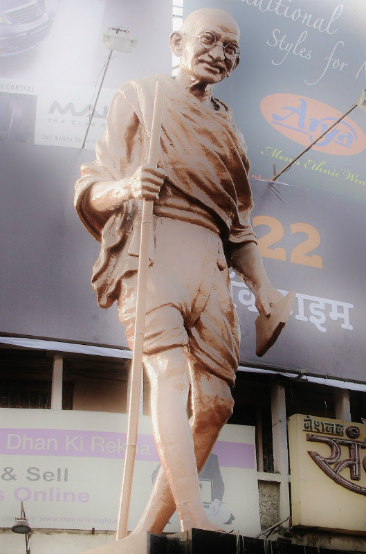 Gandi statue, Nagpur