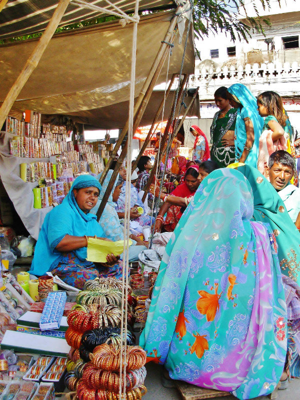 Bangle sellers, Bundi