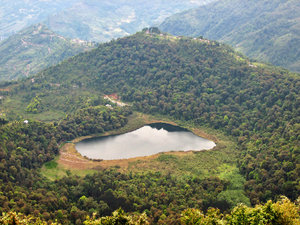 67a Khecheopalri lake from on high - Pala's and the settlement on the ridge to its rear
