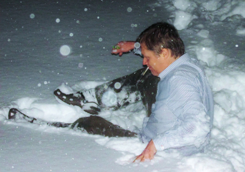 Eminent scientist meets snow