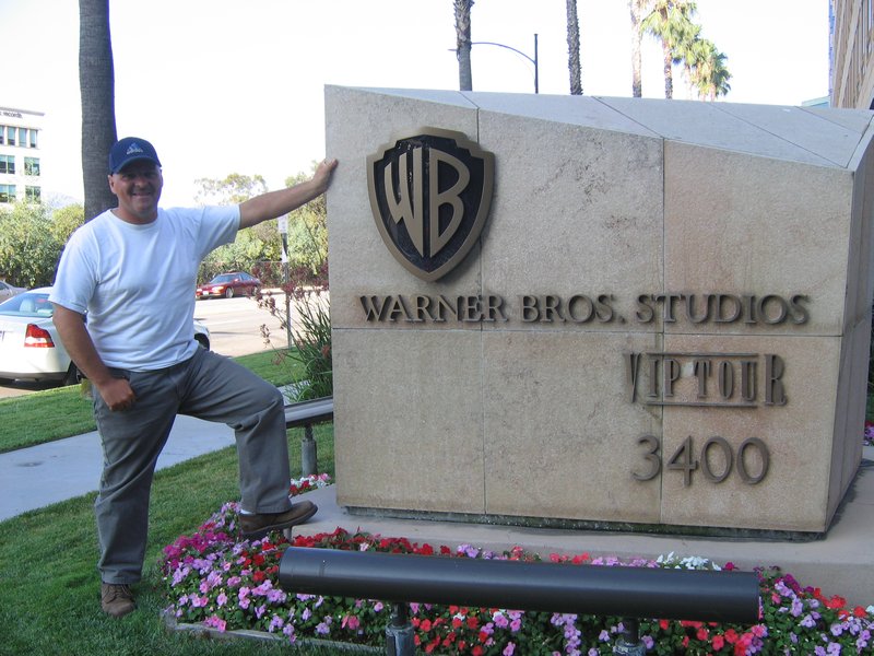 Warner Bros: Entrée
