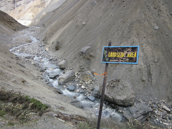 Landslide area to Phedi
