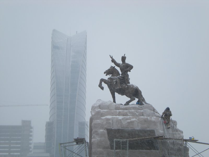 Sukhbaatar under snow