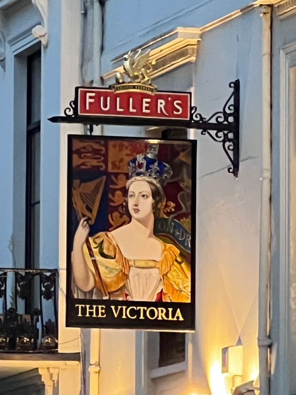 Victoria Pub