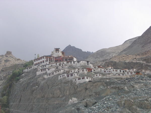Deskit monastery