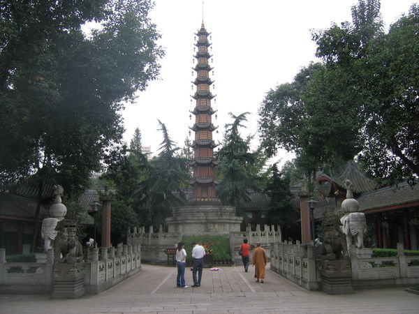 Wengshu Thousand Buddha pillar