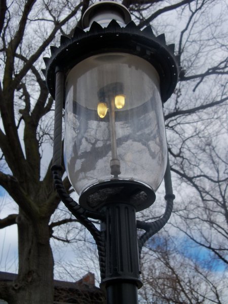 Gas Lamp on DeMenil Rd