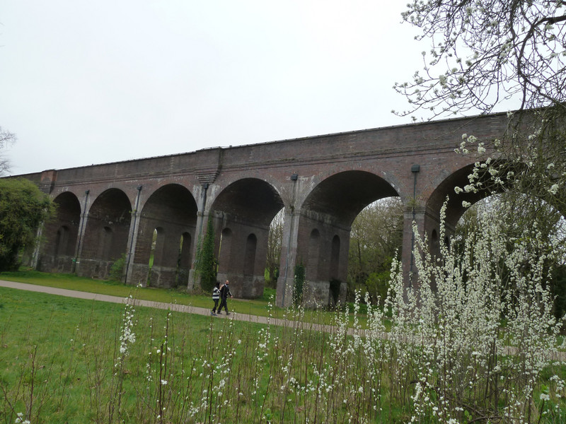 Piccadilly Line's viaduct 