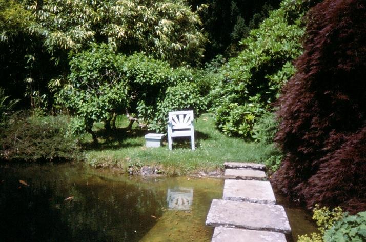 Pond with Winston Churchill's Chair