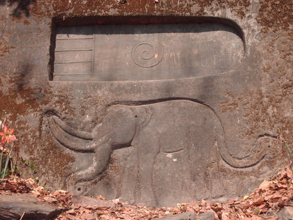 Champasak - Elephant and Foot