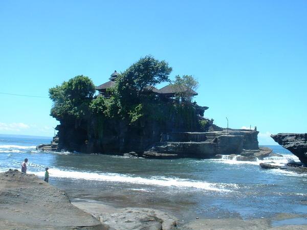 Bali Tanah Lot - temple by the sea.