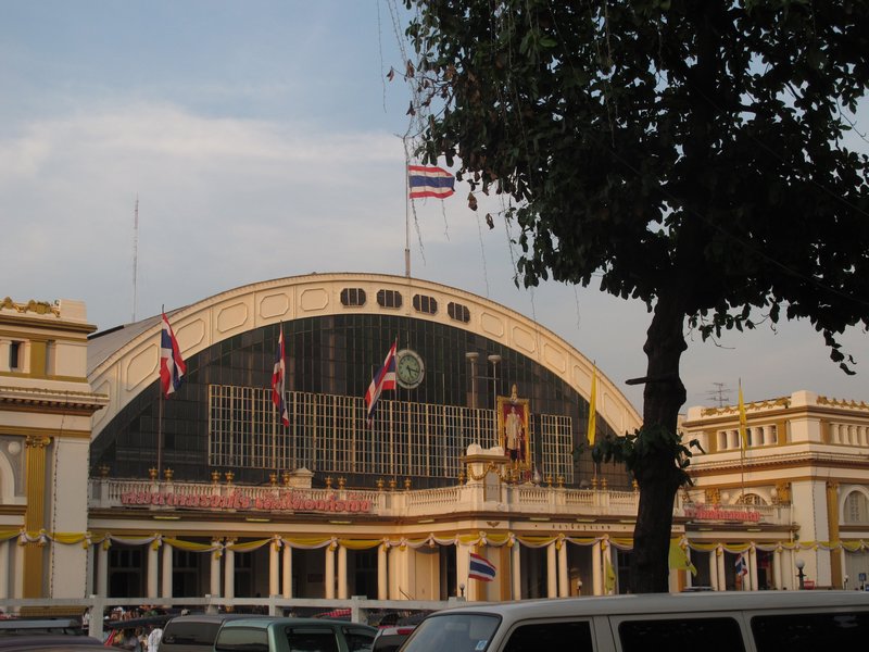 Hualamphong Train Station