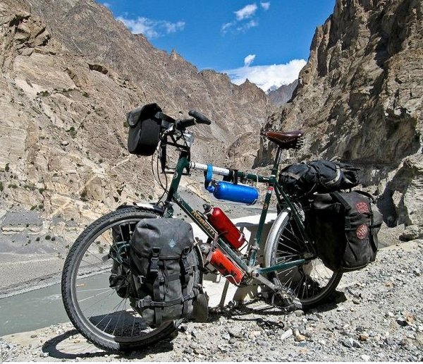Cycle on Karakorum Highway