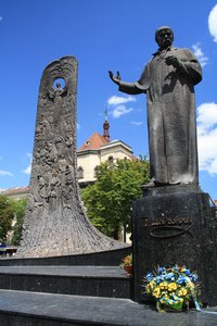 Monuments, Lviv