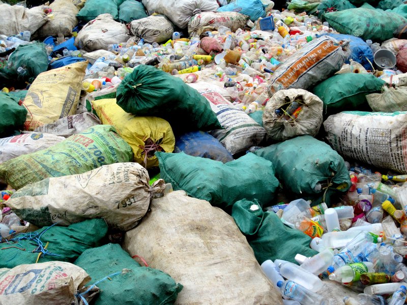 Recycling plastics