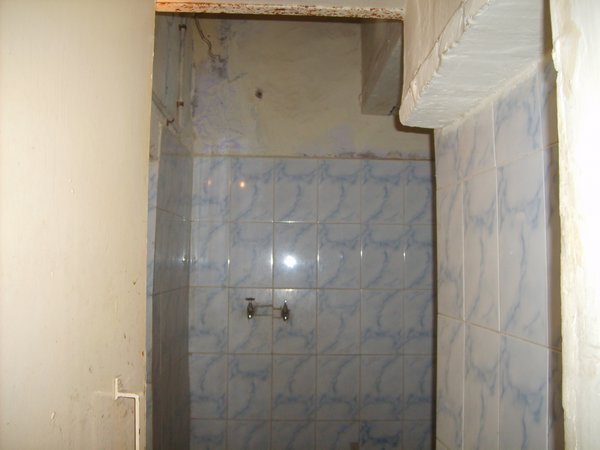 Bathroom in hotel in Agra