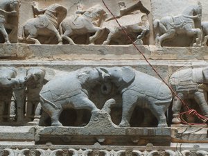 art in jagdish temple