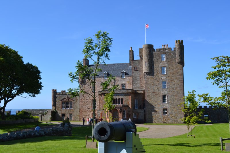 Queen Mother's home - the Castle of Mey Tar