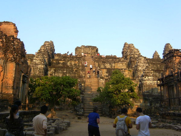 Bakheng Temple