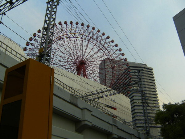 Ferriswheel on a building