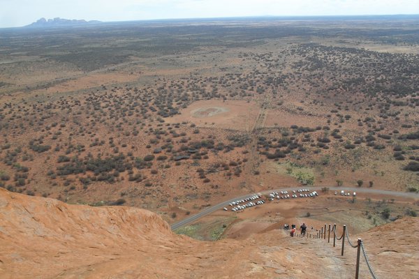 Auf-/Abstieg vom Uluru