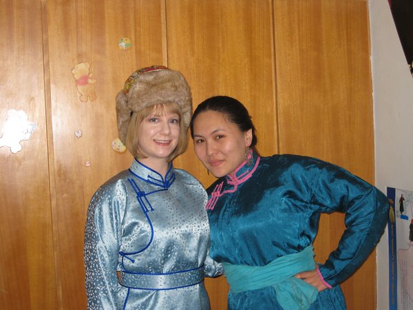 Modeling Mongolian Fashions