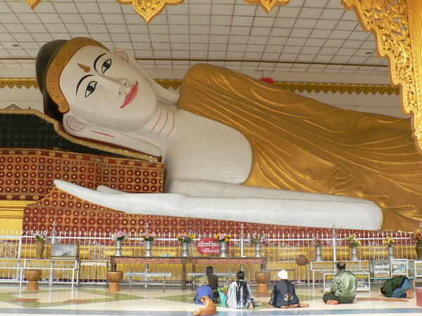 Reclining Buddha 