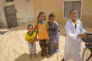 Local children in Siwa