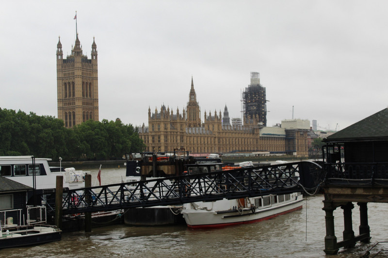 Thames River, Parliament, Big Ben