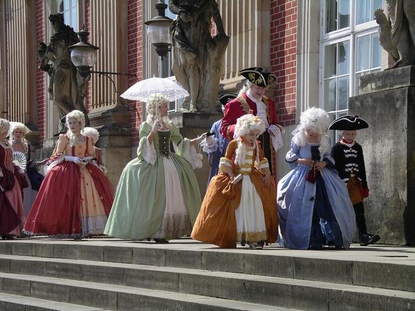 Dressed up people at the Sanssouci