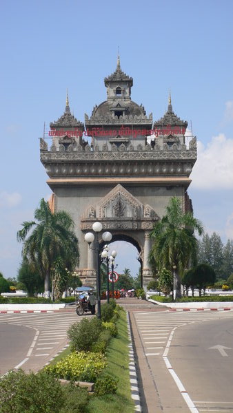Arc di'Triomphe Laos Style