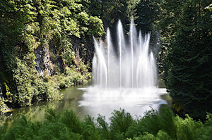 fontaine - fountain