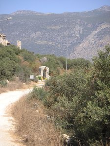 The road down to Villa Deniz