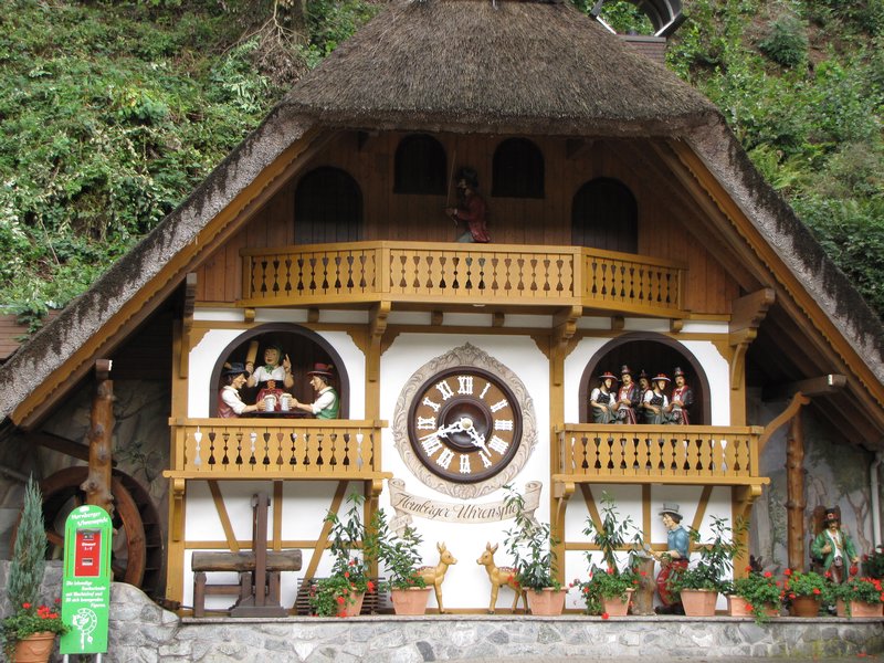 Black Forest Clock Store