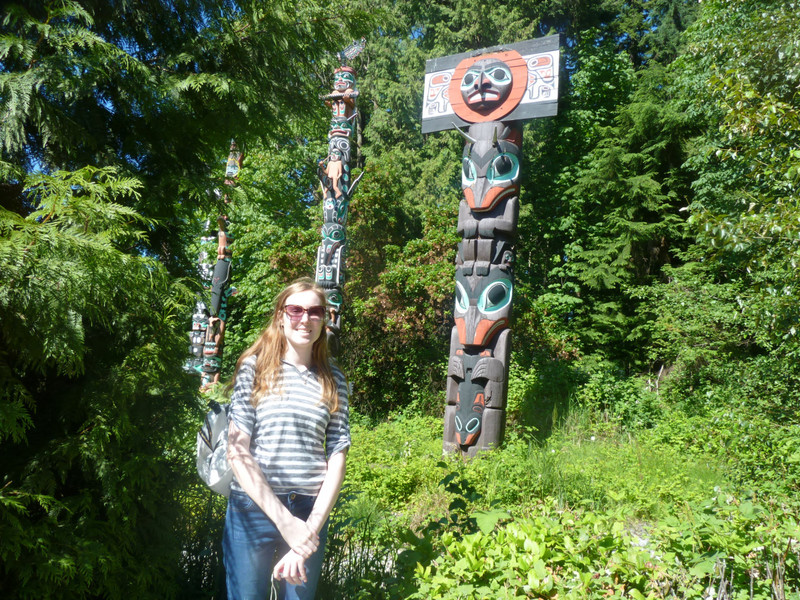 Elise in front of the Totems