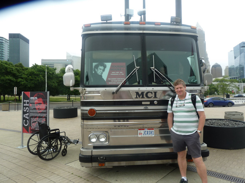 Johnny Cash's original tour bus