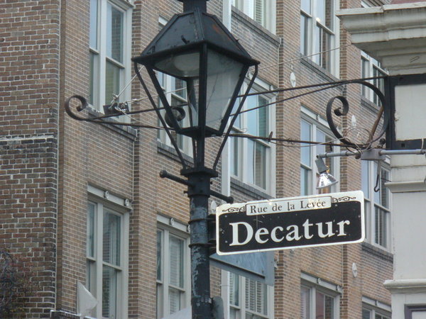 Decatur Street n French Quarter