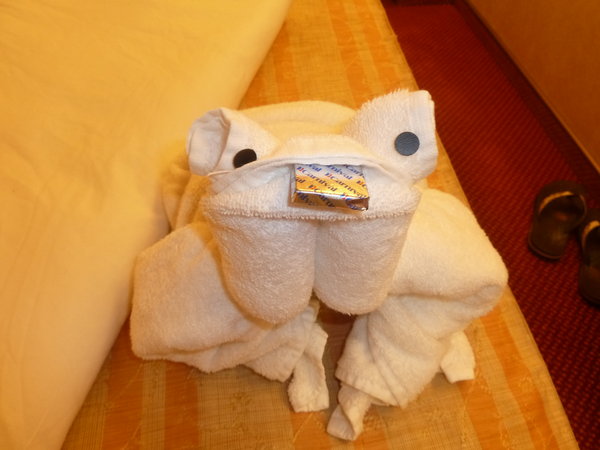 Towel Art - Toad with meal