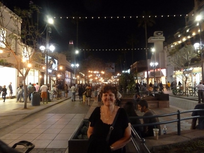 Last night in Santa Monica - 3rd Street Promenade