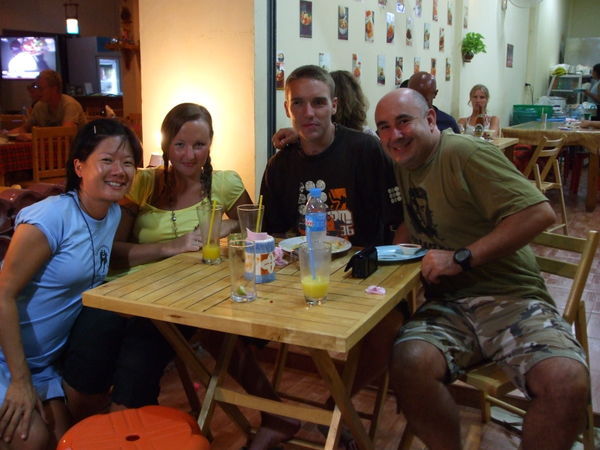 A bite at Krua Thai with Tom and Rach