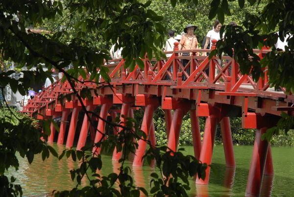Bridge across to Ngoc Son temple