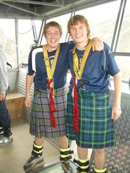 The scottish boys at the bungy