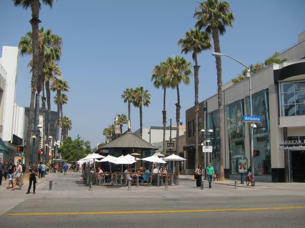 Santa Monica - 3rd Street Promenade