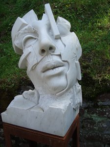 white head statue