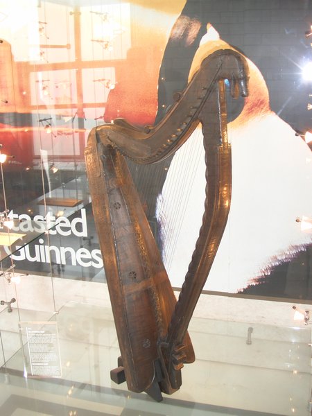 Original guinness harp
